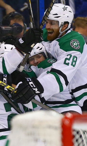 Stars bounce back from blowout loss to edge Blues in OT, tie series